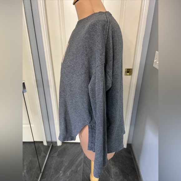 Disneyland Sequined Mickey Mouse Gray Knit Sweatshirt Top - Picture 3 of 8